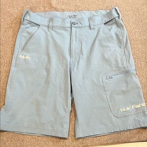 HUK Men's Soft Blue Performance Outdoor Fishing Shorts Size XL